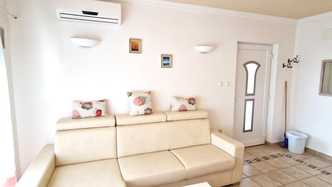 Apartment Damijan Krk Town Extérieur photo