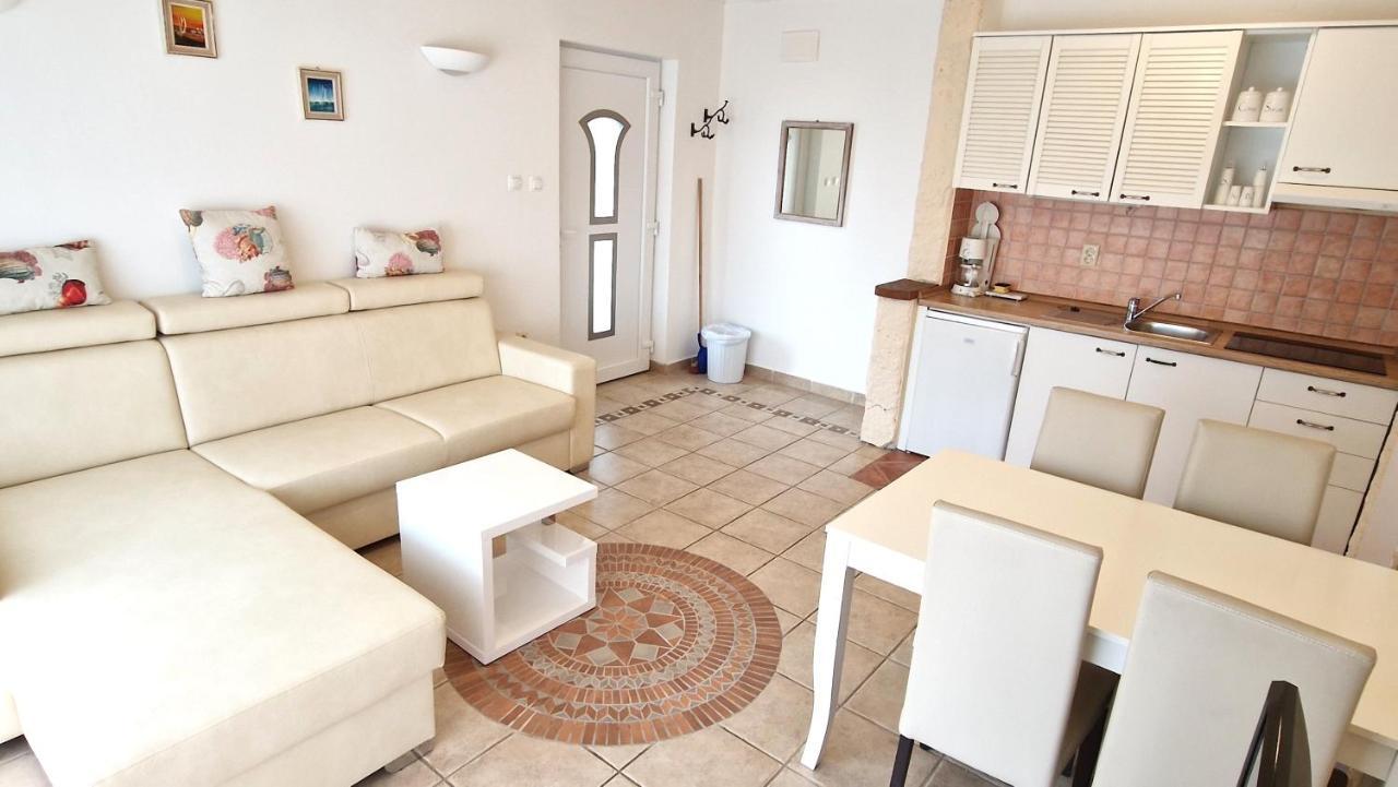 Apartment Damijan Krk Town Extérieur photo
