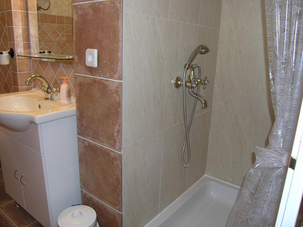 Apartment Damijan Krk Town Extérieur photo