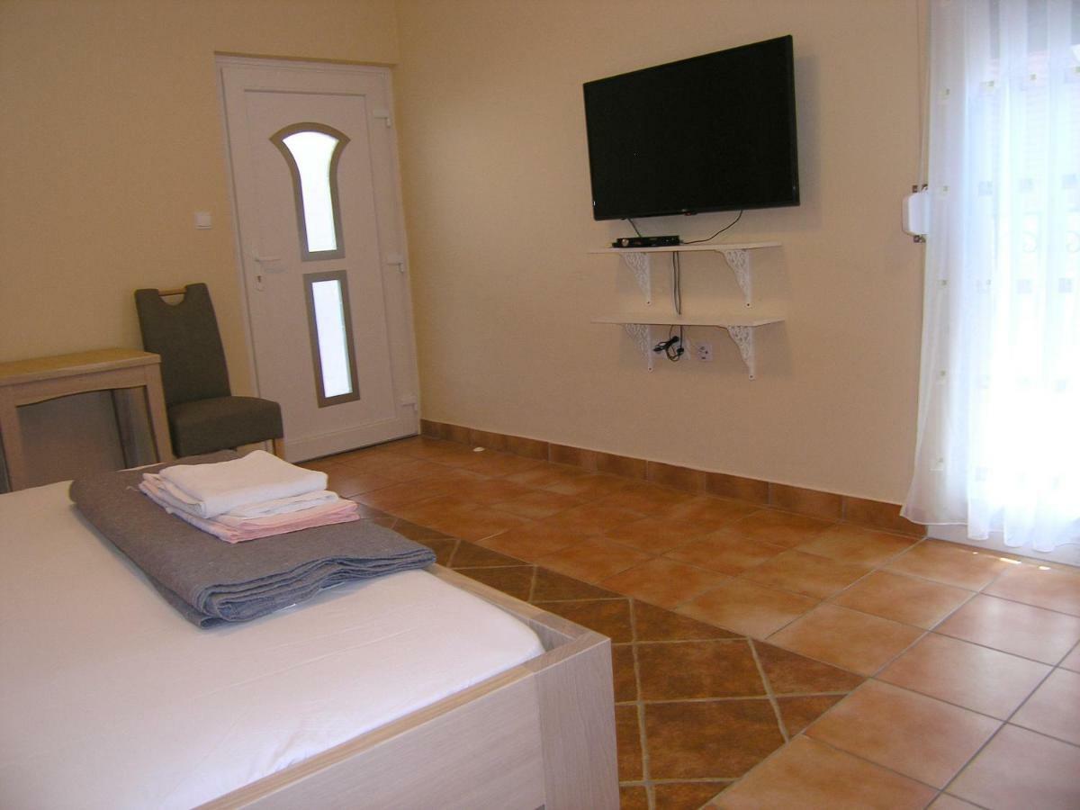 Apartment Damijan Krk Town Extérieur photo
