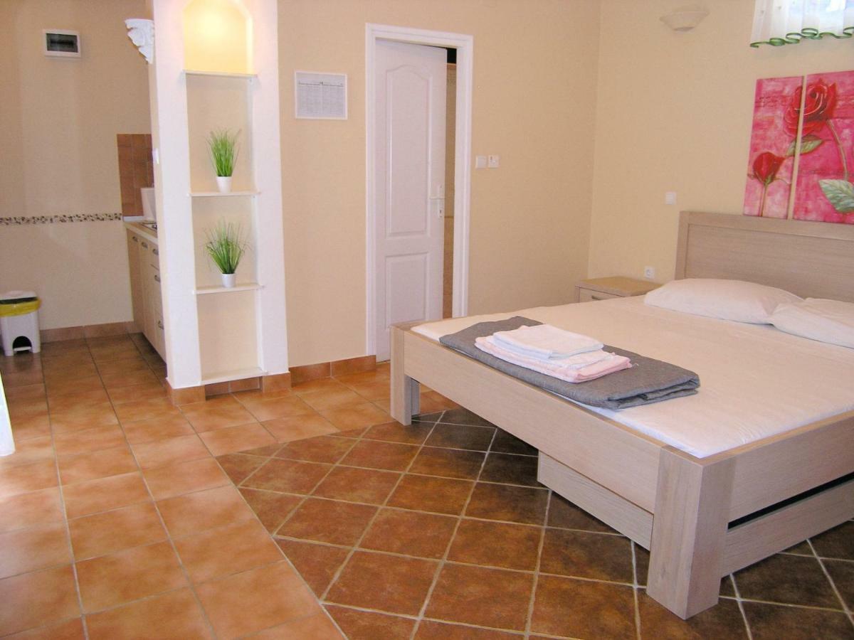 Apartment Damijan Krk Town Extérieur photo